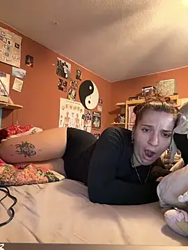 Snapshot of georginamoor chatting on March 27, 5:56 pm georginamoor online show from March 27, 5:56 pm