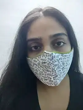 ALIZA FENDY online show from March 27, 1:22 pm