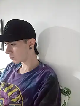 lio     online show from April 19, 1:49 am