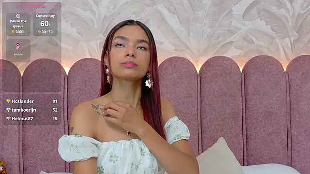 Snapshot of Gaby-Cooper chatting on March 30, 11:28 pm Gaby-Cooper online show from March 30, 11:28 pm