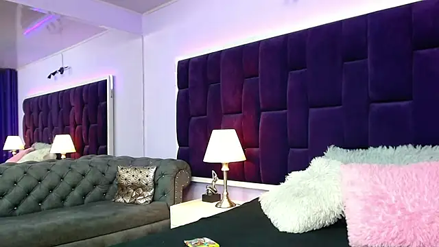 Snapshot of carooline_lovely chatting on March 27, 9:14 pm carooline lovely online show from March 27, 9:14 pm