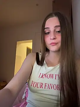 Snapshot of BellMeow_ chatting on May 20, 10:49 pm BellMeow online show from May 20, 10:49 pm