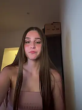 Snapshot of BellMeow_ chatting on June 26, 6:56 pm BellMeow online show from June 26, 6:56 pm