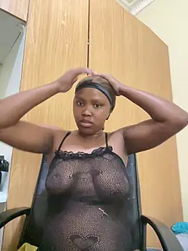 Prettiestheavenly online show from April 2, 12:25 pm