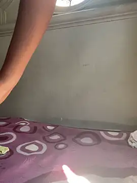 Prettiestheavenly online show from April 5, 12:02 pm