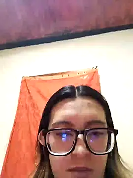 Snapshot of Greta_silber26 chatting on April 4, 7:00 pm Greta silber26 online show from April 4, 7:00 pm