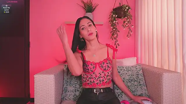 Mia patrick1 online show from May 9, 11:48 am