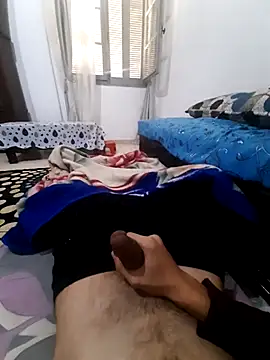 Snapshot of Alp212 chatting on April 1, 1:41 pm Alp212 online show from April 1, 1:41 pm