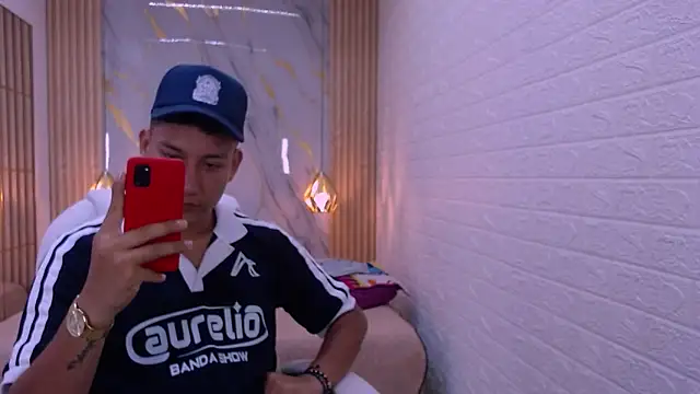 DominantBoy4 online show from March 22, 7:17 pm