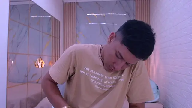 DominantBoy4 online show from March 24, 12:15 am