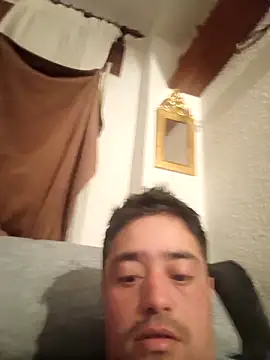 Snapshot of pamela661 chatting on March 27, 1:00 am pamela661 online show from March 27, 1:00 am