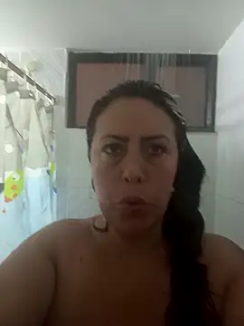 Snapshot of bella_smit1 chatting on March 26, 7:41 pm bella smit1 online show from March 26, 7:41 pm