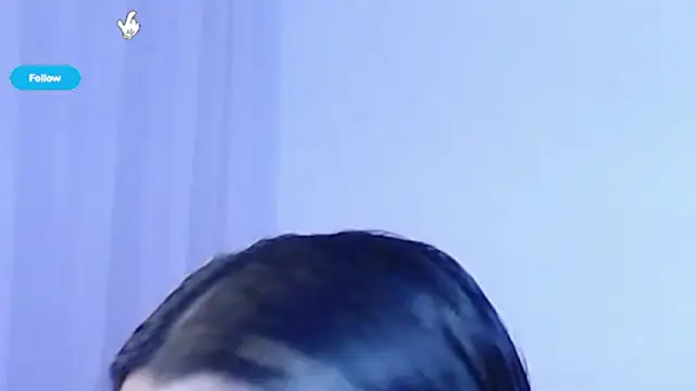 KylieVennet online show from April 2, 3:04 am