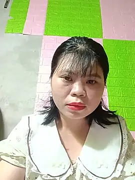 Dumi 009 online show from May 14, 11:50 am