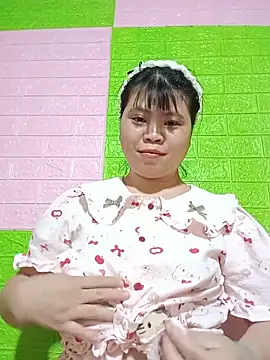 Dumi 009 online show from May 18, 4:24 pm