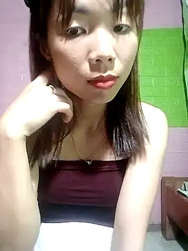 Snapshot of AmyLinee01 chatting on March 29, 6:19 pm AmyLinee01 online show from March 29, 6:19 pm