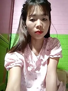 AmyLinee01 online show from May 14, 10:44 am
