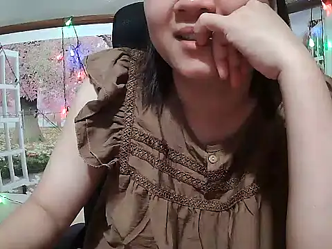 Snapshot of Sara_sesy chatting on May 17, 1:07 pm Sara sesy online show from May 17, 1:07 pm