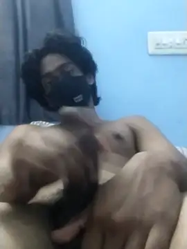 Snapshot of Igcholebhature_lovee chatting on March 30, 12:17 pm Igcholebhature lovee online show from March 30, 12:17 pm