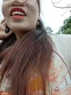 Ruby Lucy online show from March 27, 12:05 am