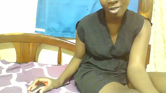 Snapshot of blackgal2 chatting on June 11, 7:12 pm blackgal2 online show from June 11, 7:12 pm