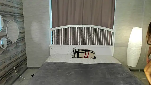 AminaRuthers online show from May 14, 7:04 am