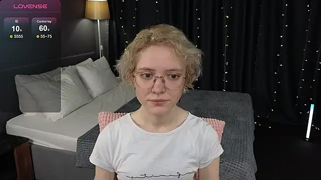 HottoKori online show from May 12, 5:37 am