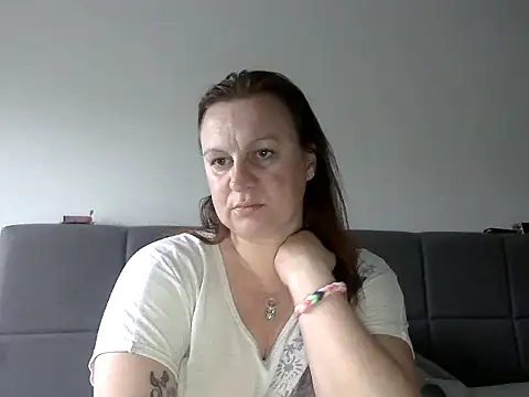 HotPussy785 online show from May 16, 7:27 am