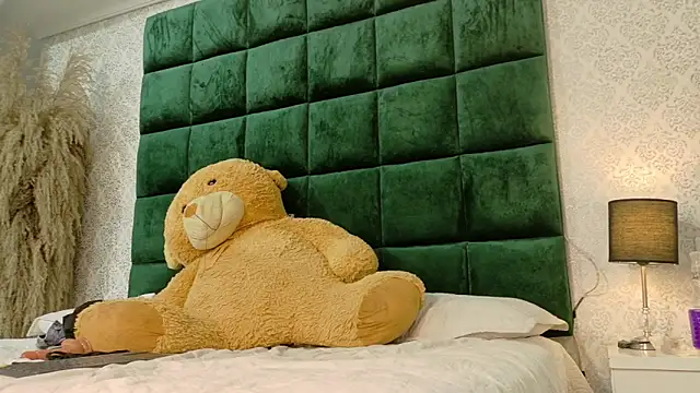 Sasha Sin online show from April 2, 11:24 pm