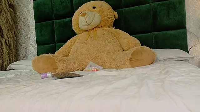 Sasha Sin online show from April 3, 11:41 am