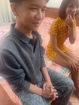 Snapshot of mei-678 chatting on March 23, 3:38 pm mei-678 online show from March 23, 3:38 pm