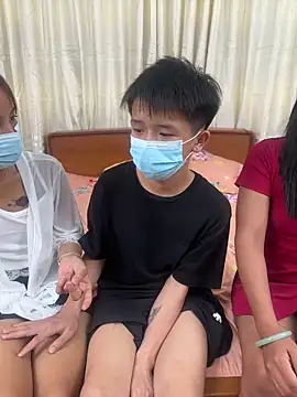 Snapshot of mei-678 chatting on March 27, 2:06 pm mei-678 online show from March 27, 2:06 pm