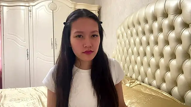 ayanovae online show from March 27, 6:41 am