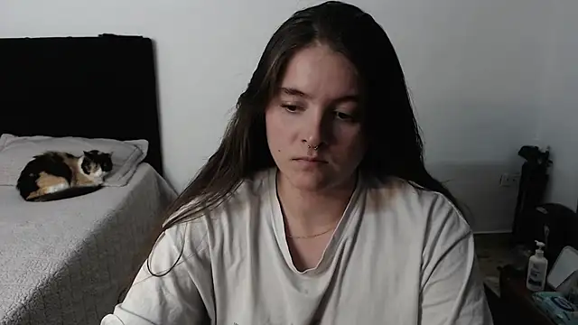 Queen Val369 online show from April 12, 2:05 am