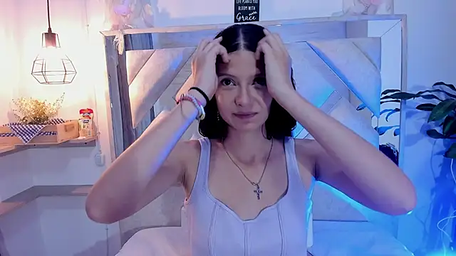 sofy bonnet1 online show from May 14, 11:28 am