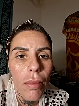 chiquitilla41 online show from April 20, 6:16 am