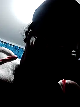 sexymomsn online show from March 26, 5:13 am