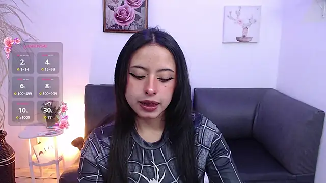 Nina petitte online show from April 3, 11:52 am