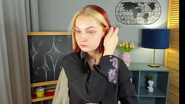 Snapshot of nortellii chatting on March 31, 8:37 am nortellii online show from March 31, 8:37 am