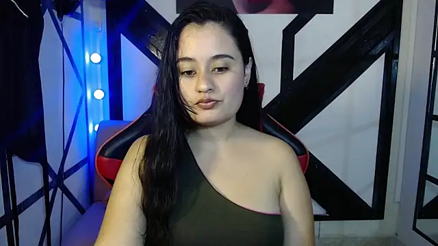 Snapshot of gabriela_tm1 chatting on April 4, 12:24 pm gabriela tm1 online show from April 4, 12:24 pm