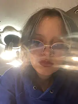 Snapshot of samantha_dulce chatting on March 30, 8:43 pm samantha dulce online show from March 30, 8:43 pm