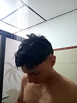 Diablito045 online show from April 5, 8:50 pm