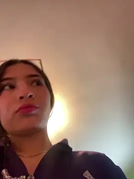 Snapshot of Itze_Mua chatting on April 1, 1:39 am Itze Mua online show from April 1, 1:39 am