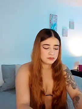 Snapshot of martina_connor1 chatting on April 1, 11:11 am martina connor1 online show from April 1, 11:11 am