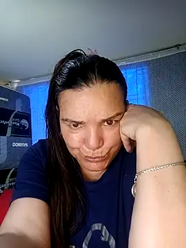 Snapshot of Zuleyka_69 chatting on April 24, 9:06 pm Zuleyka 69 online show from April 24, 9:06 pm