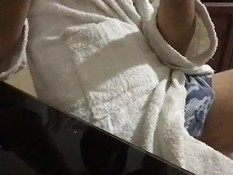 Snapshot of nabil00901 chatting on April 2, 12:08 am nabil00901 online show from April 2, 12:08 am