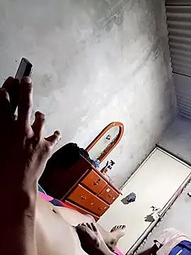 Snapshot of j_vea chatting on March 22, 3:10 am j vea online show from March 22, 3:10 am