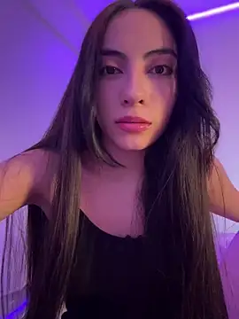 Snapshot of zarafoxy chatting on April 2, 3:26 am zarafoxy online show from April 2, 3:26 am