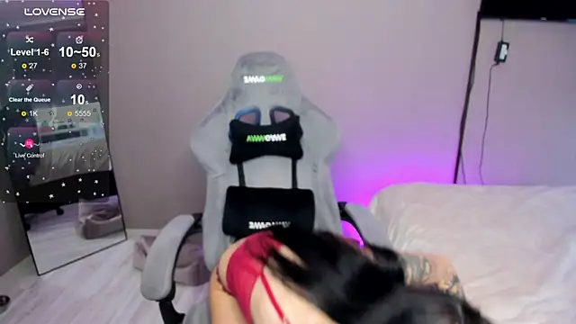 Snapshot of SweetMary_adam chatting on March 30, 1:56 pm SweetMary adam online show from March 30, 1:56 pm