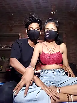 COUPLE-HOTS online show from March 31, 4:02 am